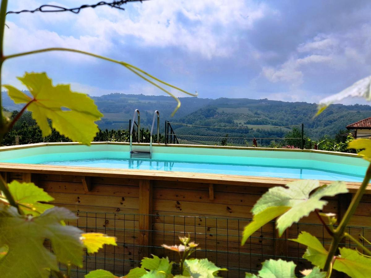 Madama Langa Country House Con Piscina Nelle Vigne Montelupo Albese Ngoại thất bức ảnh